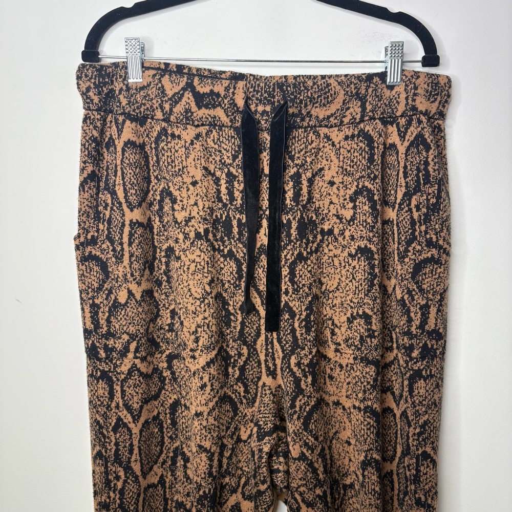 Anthropologie Snake Python Print Soft Stretch Pan… - image 4